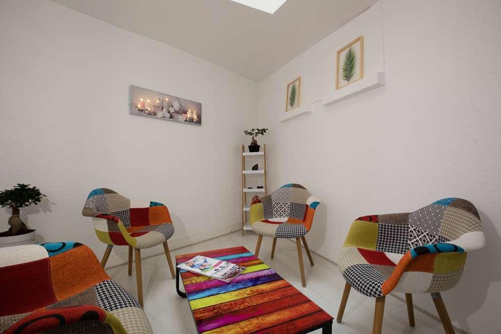 Hotel Le Beffroi Dreux Einrichtungen foto
