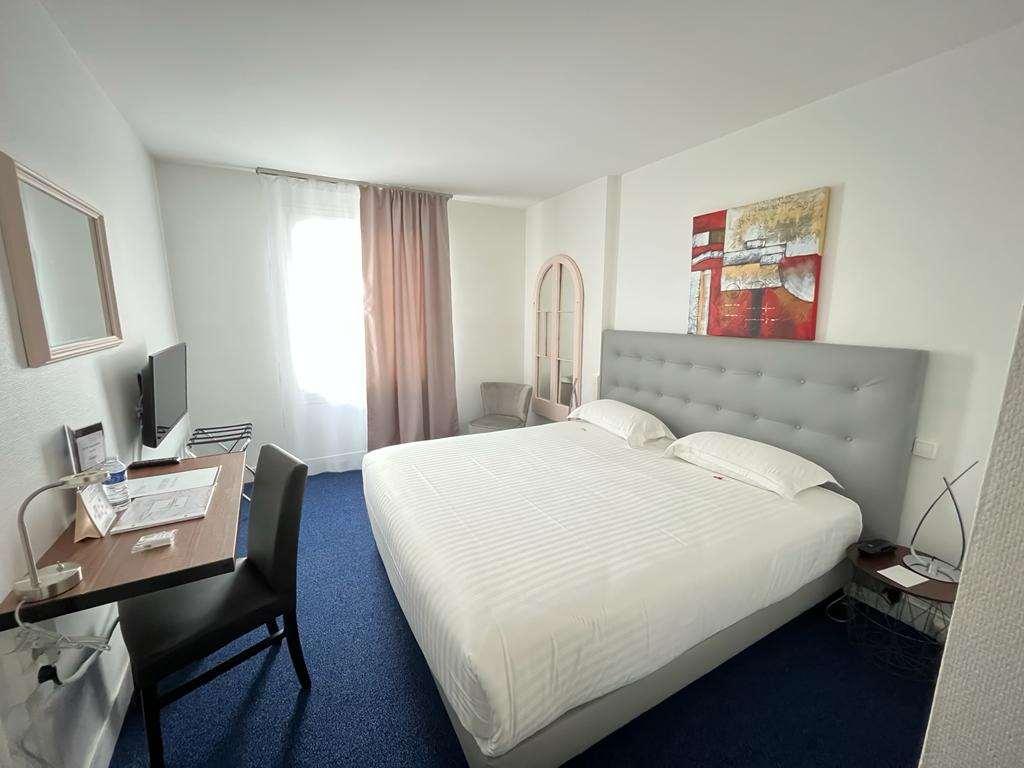 Hotel Le Beffroi Dreux Zimmer foto